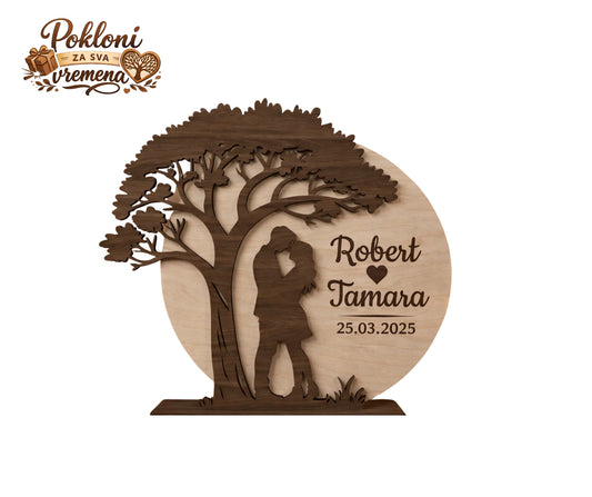 Personalizirani poklon za godišnjicu braka ili veze Drvo ljubavi – Drvena dekoracija sa imenima i datumom